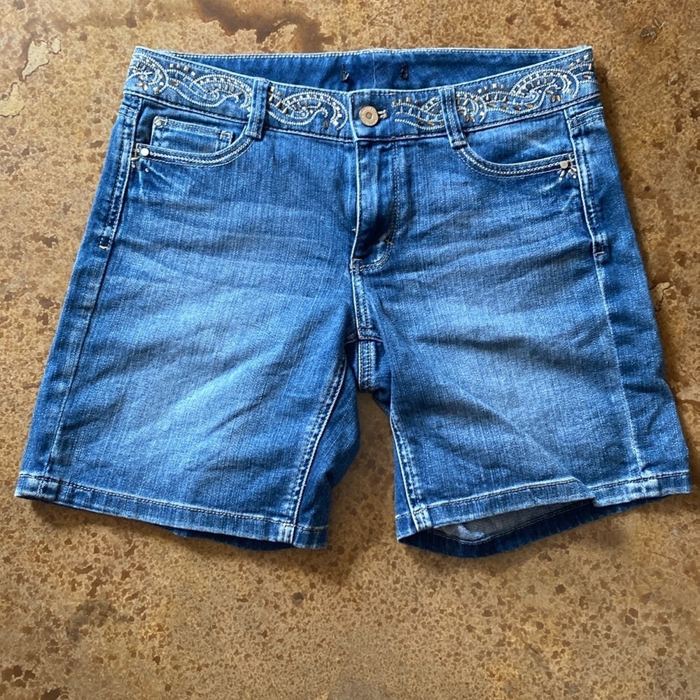 White House Black Market medium wash embellished jean shorts